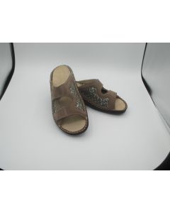 Ciabatta In Naplack Colore Taupe Donna